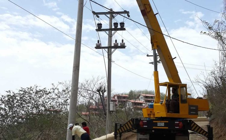 Instalación George Cooper Pelican Eyes – San Juan del Sur